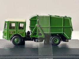 Manchester Corp. Garbage Shelvoke Drewry Car Model Diecast 1:76 Scale Oxford