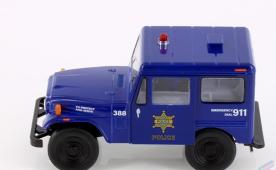 1971 Jeep DJ-5B Police 911 American Car Model Diecast Toy Blue 1:26 Kinsmart