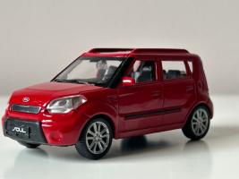 KIA Soul Korean Subcompact Car Model Metal Diecast Toy Red 1:43 Welly